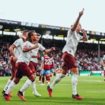 El Manchester City golea al Burnley con un Haaland imparable y se pone líder