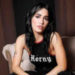 Milei le respondió a Lali Espósito con ironía: “No sé quién es. Yo escucho los Rolling Stones”