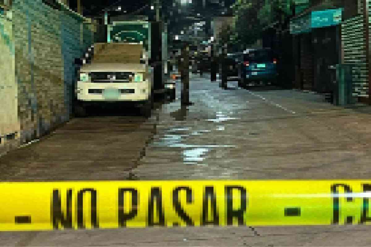 Las Condes: Encuentran Cadáver con Puñalada en el Pecho en Plena Vía Pública