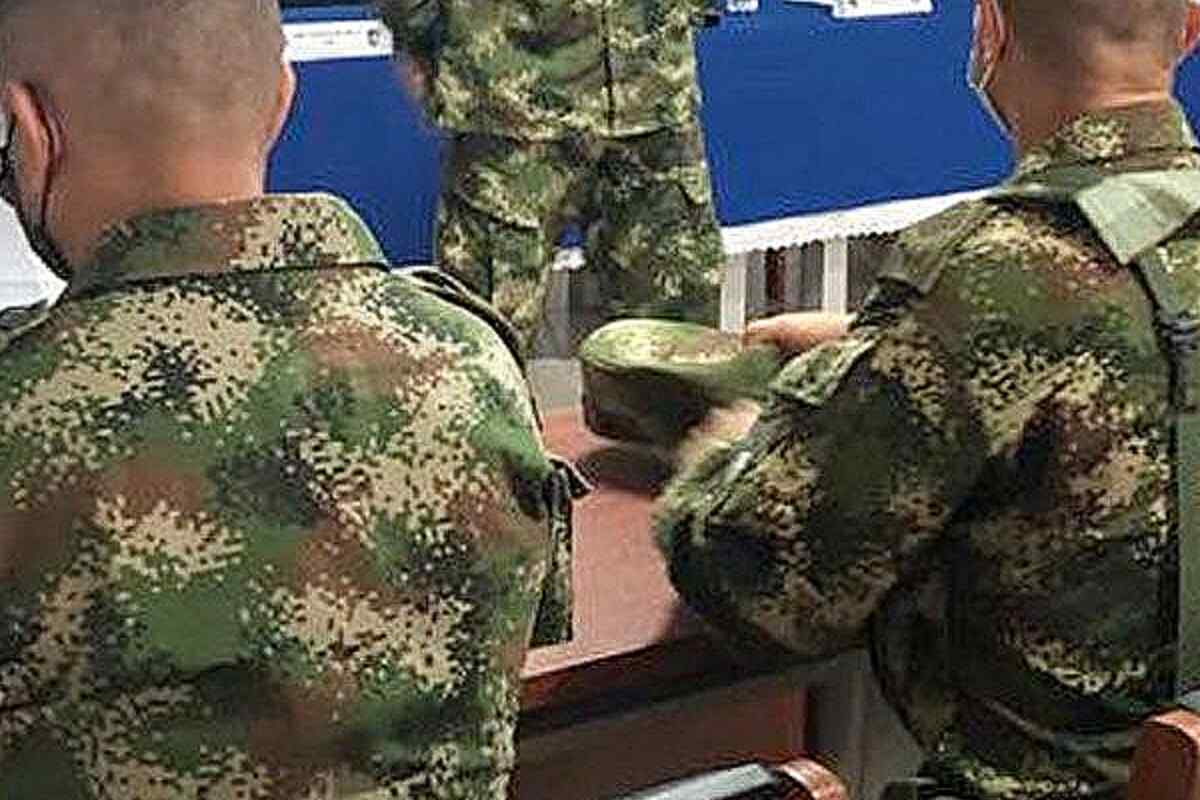 Corrupción en las Fuerzas Militares: 24 detenidos por robar $320 millones al Estado