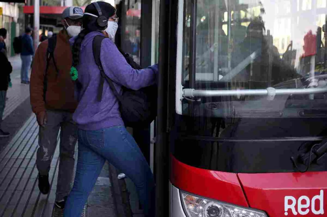 tarifa- Anuncian Alza en el Pasaje del Transporte Público de Santiago A partir del Domingo