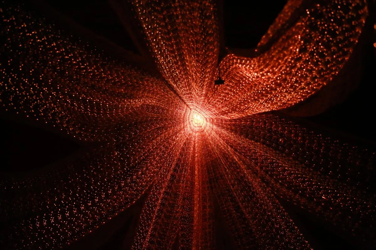 Ancestrales y complejos, los textiles andinos brillan en Uruguay