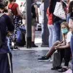 El desempleo en Argentina baja pero sin creación de trabajo genuino