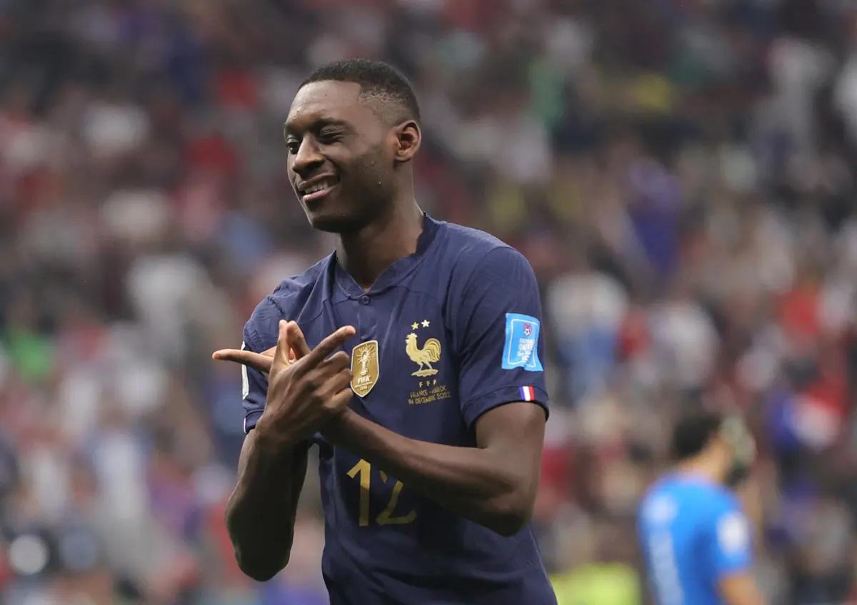 El fichaje estrella del PSG Kolo Muani no podrá estrenarse mañana en la liga por lesión