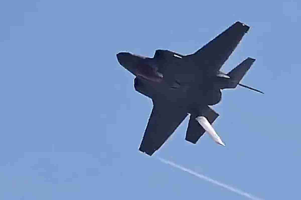 Buscan avión F-35 que costó 80 millones de dólares y desapareció en el aire