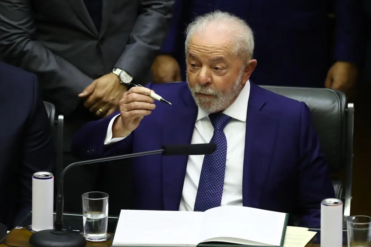 Lula anuncia una reforma ministerial para reforzar su base aliada