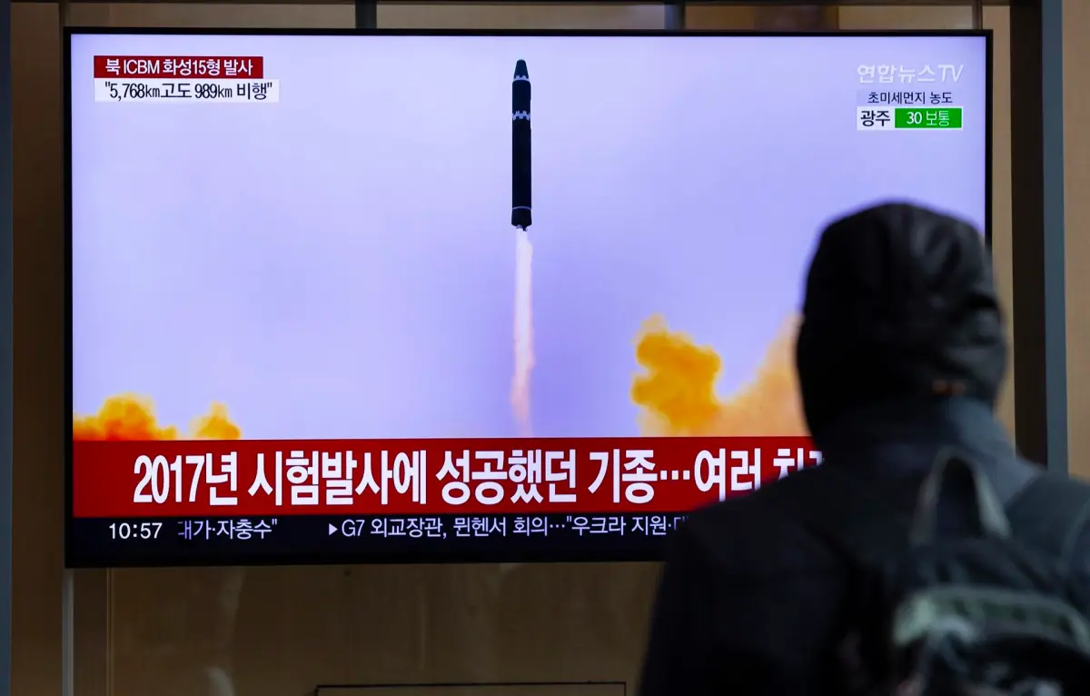 Pionyang afirma que su test con misiles de la víspera simuló un ataque táctico nuclear