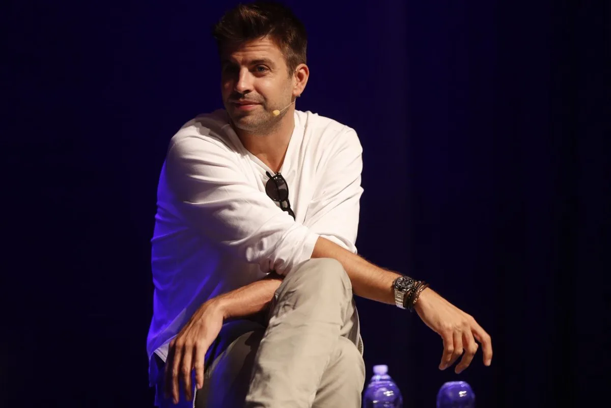 Piqué - La gente invierte para ganarse la vida, yo lo hago para pasármelo bien