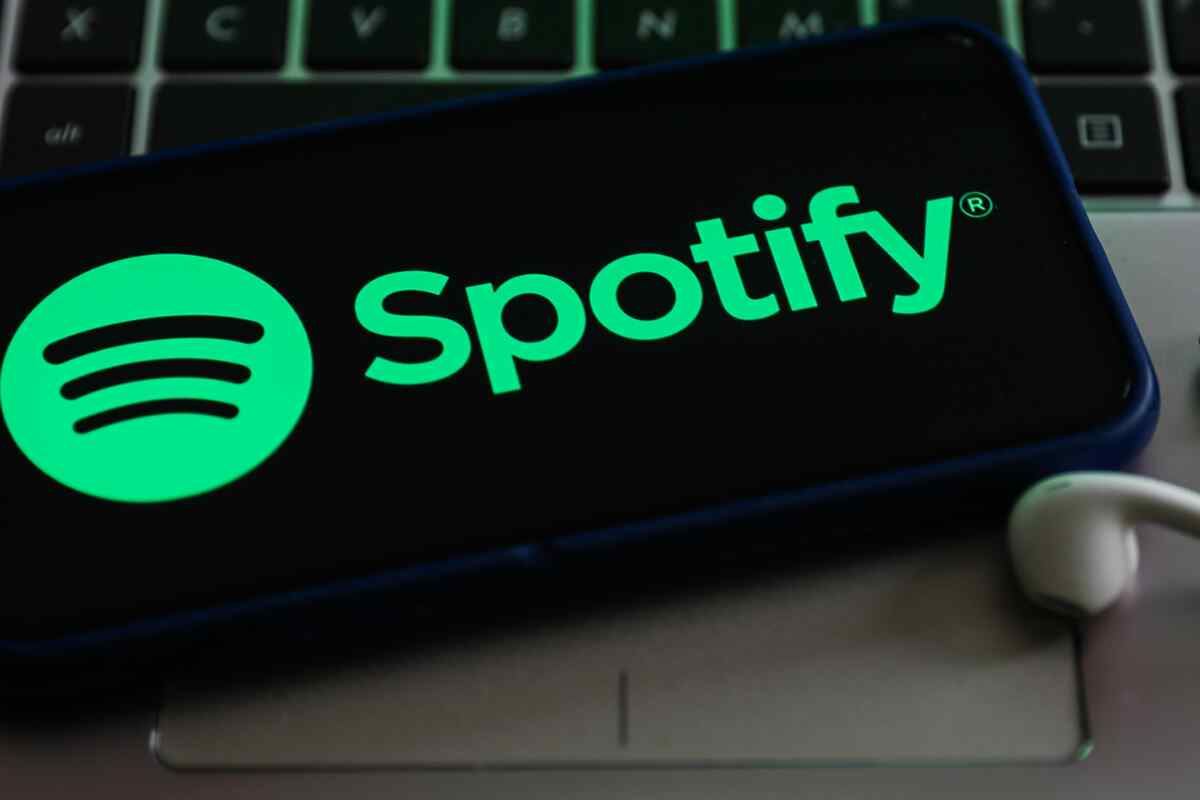 Spotify usara inteligencia artificial para doblar podcasts al español