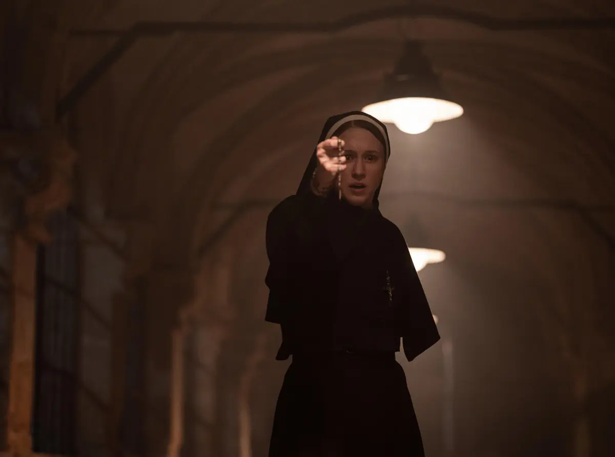 The Nun II expande el horror hasta las profundidades de un humilde grupo de monjas