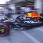 Verstappen lidera tercer entrenamiento en Suzuka con Sainz sexto y Mclaren pidiendo paso