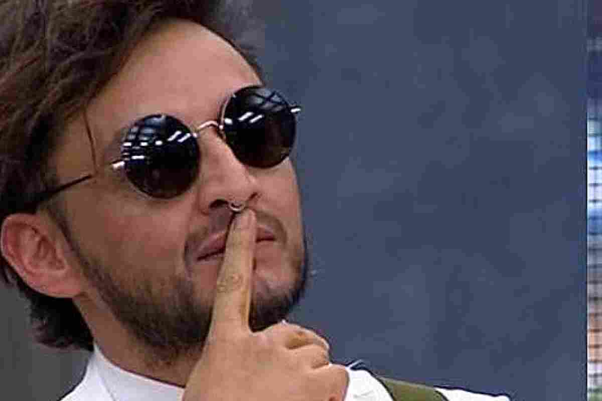 Juan Pablo Barragán y sus gafas oscuras: la historia que nadie sabía