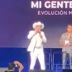 Luis Alfonso, el cantante que recibió el premio Mi Gente 2023 y la noticia de la muerte de su padre al mismo tiempo