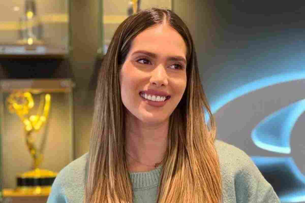 Marcela Monsalve- Periodista colombiana del gol caracol sufrió robo de su celular en pleno en vivo en el Estadio Monumental