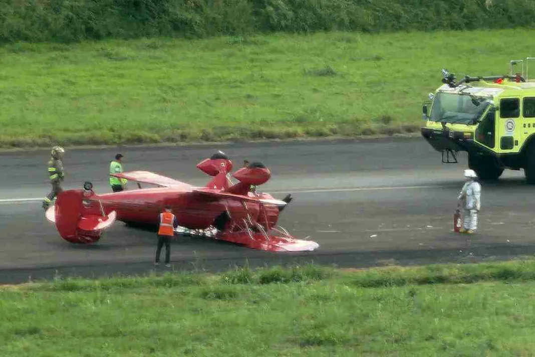 Fuerte ventarrón habría provocado el volcamiento de una avioneta en el Olaya Herrera