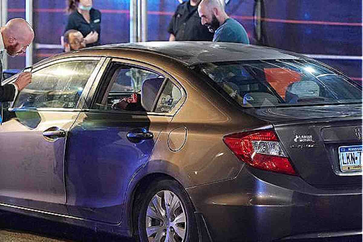 Un joven se dispara en la cabeza dentro de un auto estacionado en una zona exclusiva de Nueva York
