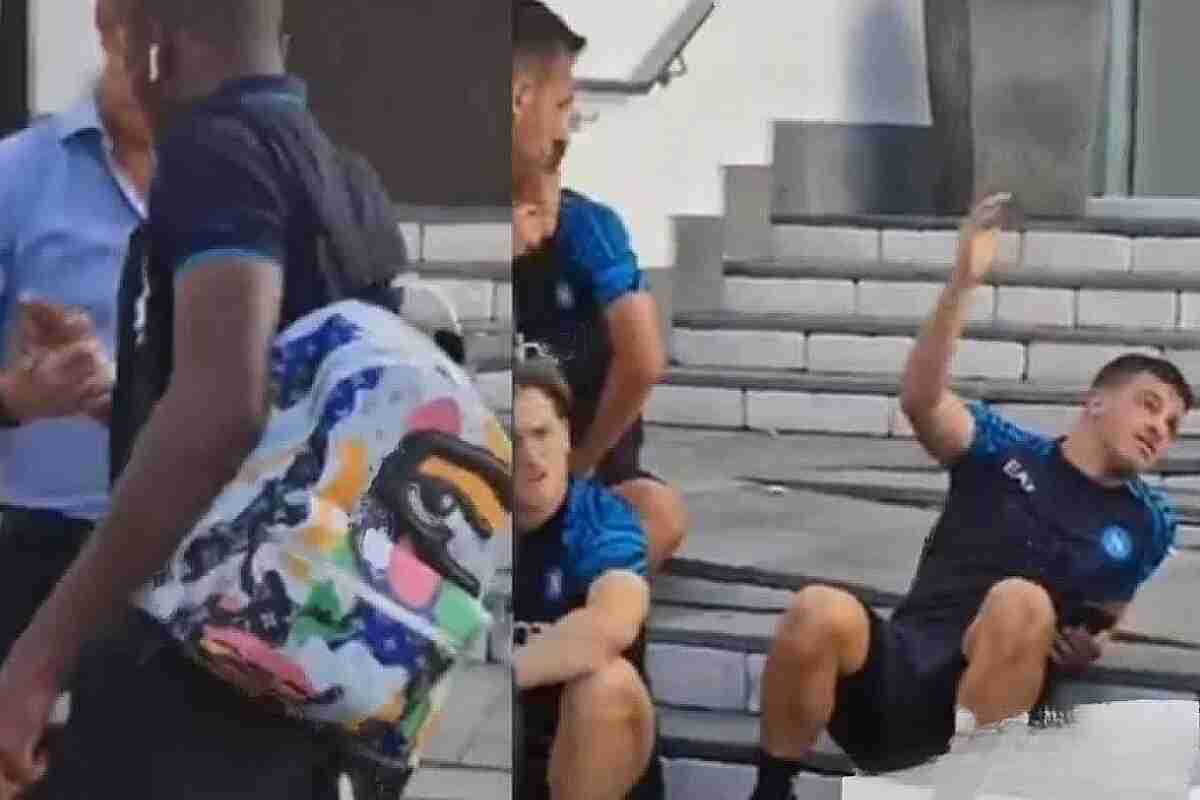 Osimhen, al borde del adiós en el Napoli: pasa de largo de sus compañeros dejándolos con la mano extendida