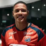 Yairo Moreno regresa al DIM tras su paso por México