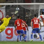 2-0. Chile suma su primer triunfo ante Perú y lo manda al penúltimo lugar de la tabla