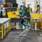 Amazon apuesta por un nuevo sistema robótico y más IA en almacenes para agilizar los envíos