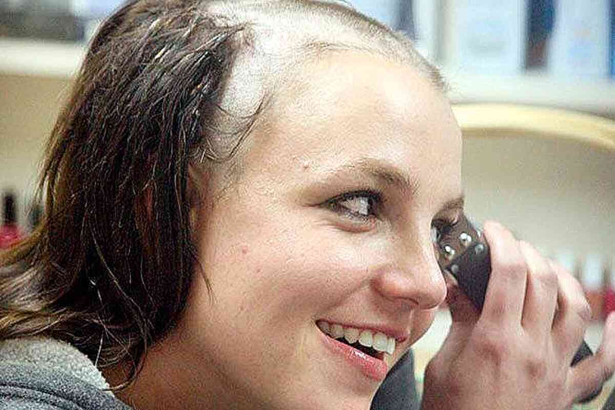 Britney Spears confiesa por qué se rapó la cabeza en 2007 en sus nuevas memorias