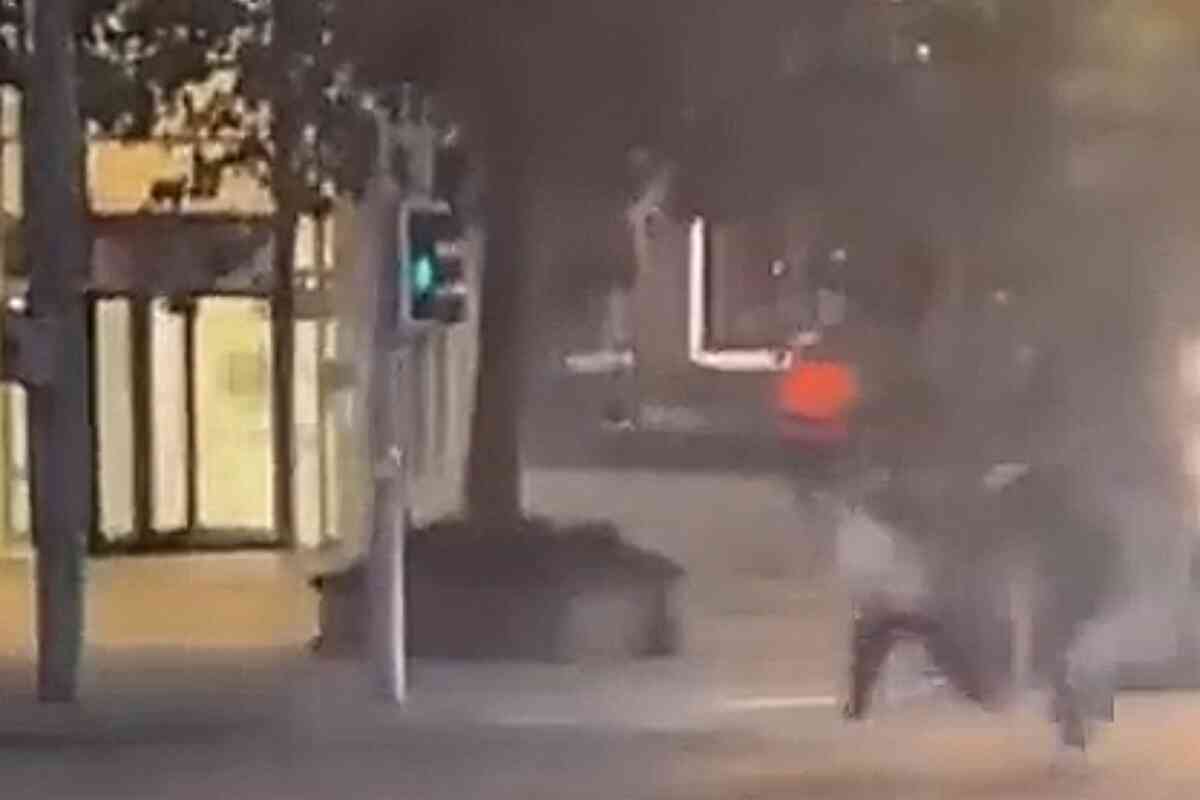 Un hombre armado con un fusil mata a dos personas en el centro de Bruselas