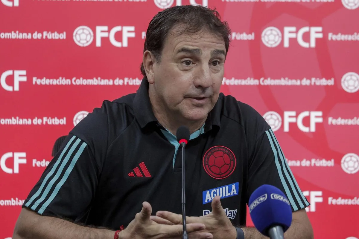 Colombia entrenará con nómina completa tras la llegada a Barranquilla de Jhon Arias