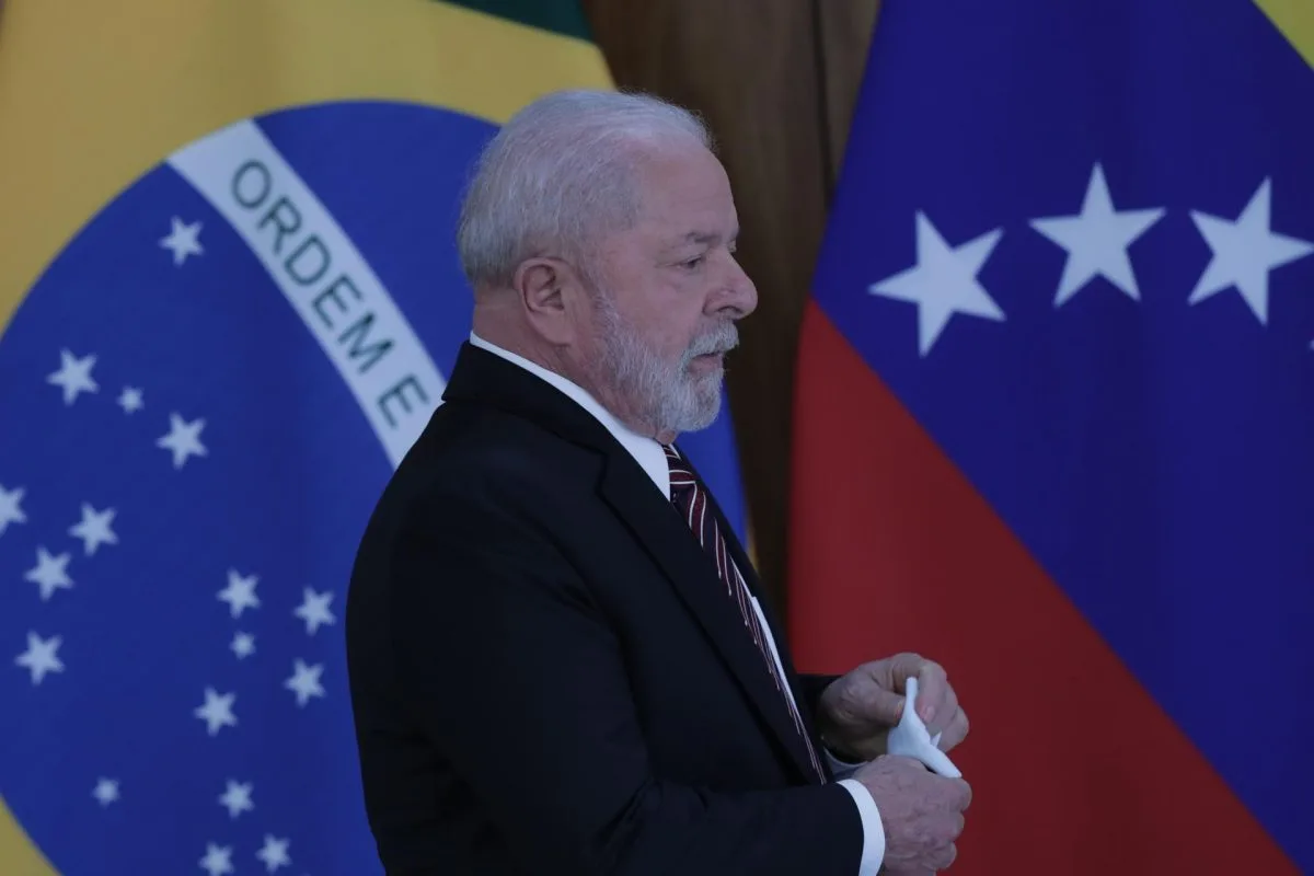 Lula se dice satisfecho por el levantamiento de las sanciones de EE.UU. contra Venezuela