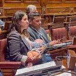 Macarena Sierra, la diputada que dio el pecho a su bebé en el Parlamento uruguayo