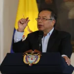 Petro llega a China y arranca su visita oficial centrada en el metro de Bogotá