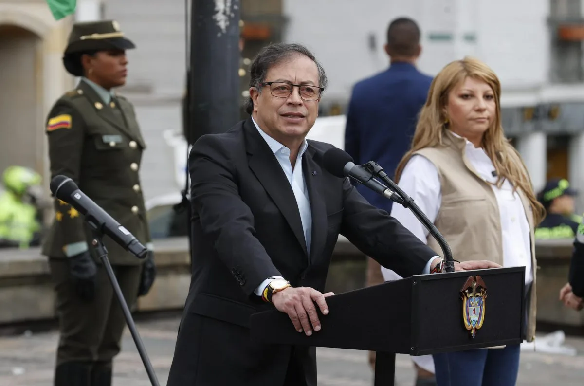 Petro se compromete a trabajar conjuntamente con gobernantes electos tras viraje político