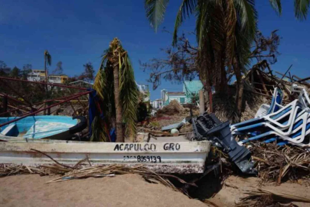 20 personas pierden la vida al hundirse el yate “Aca Rey” por el huracán Otis en Acapulco