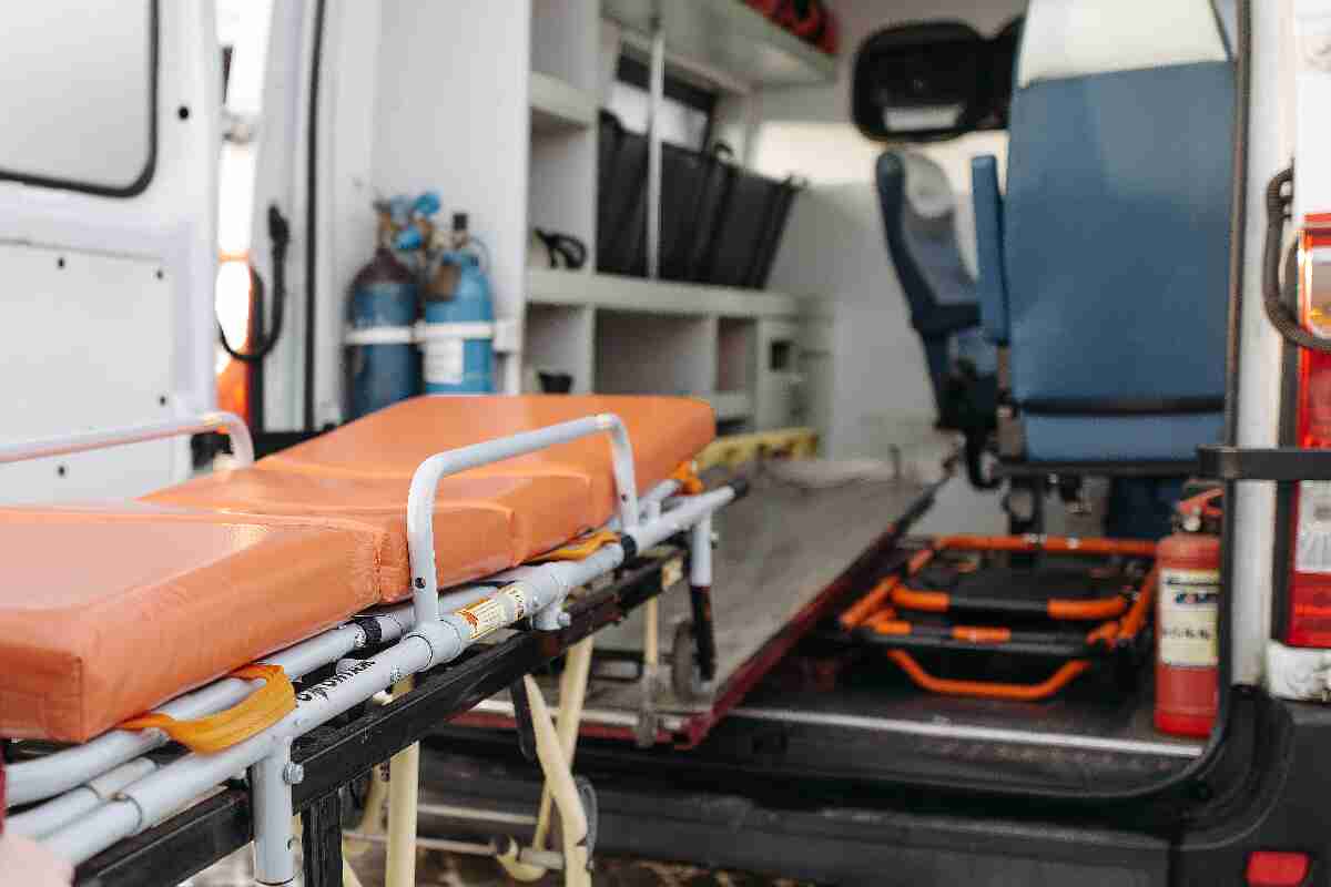 Luisa Torres: Una joven colombiana perdió la vida en Aruba luego de 4 días en coma por un accidente de moto--Investigan muerte de funcionaria del CTI que se había practicado 2 cirugías estéticas en Medellín--mujer