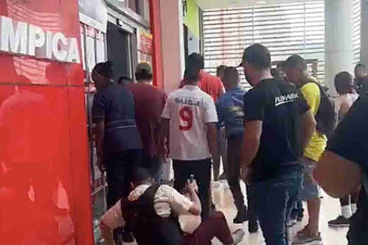 Delincuentes hieren a varios escoltas de Atlas en asalto a camión de valores en Barranquilla