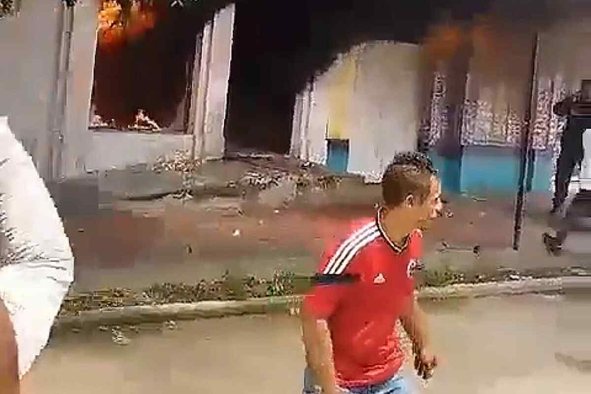 Policía busca a Cristian Lobo por iniciar el incendio de la Registraduría en Gamarra