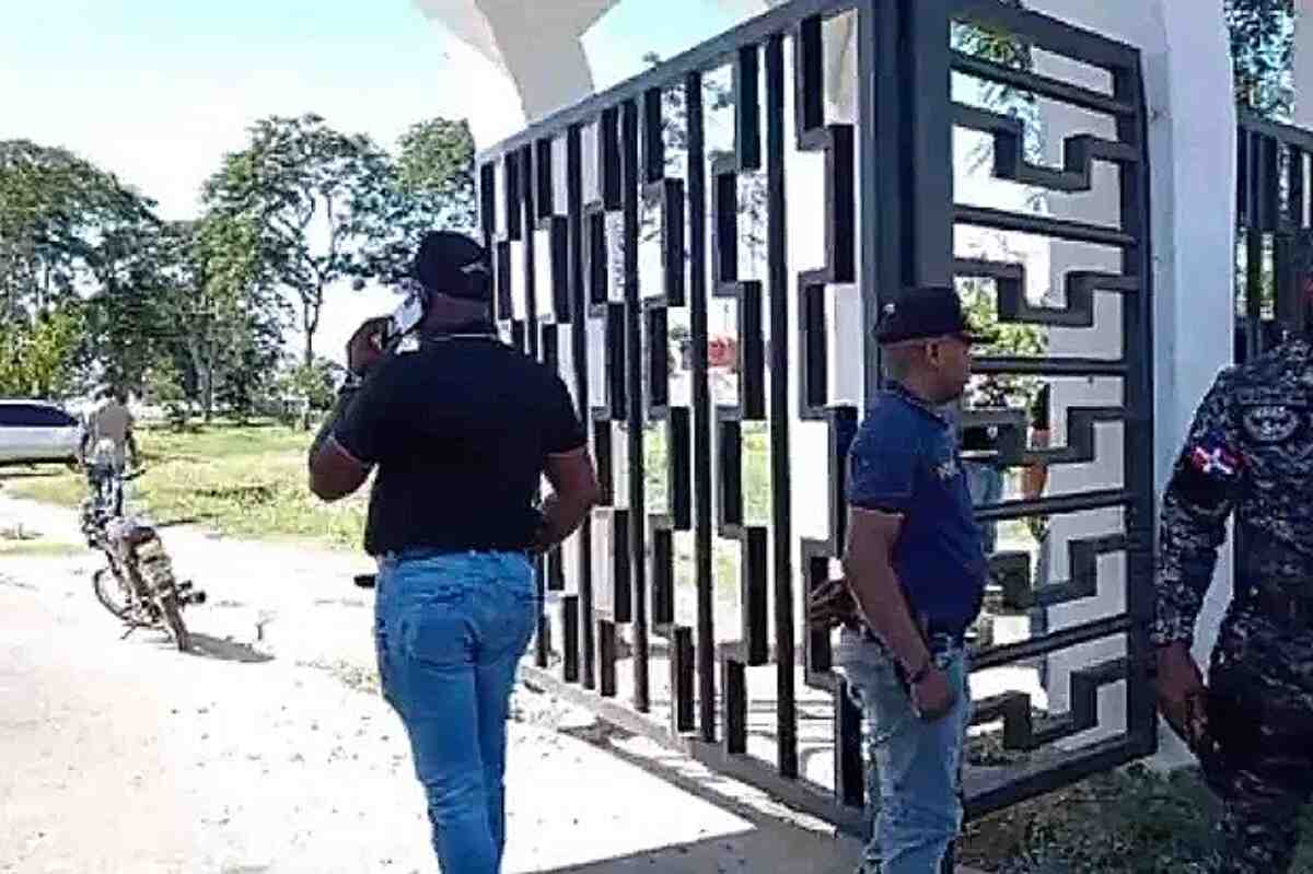 Hallan 6 cuerpos de neonatos en la entrada de un cementerio en República Dominicana