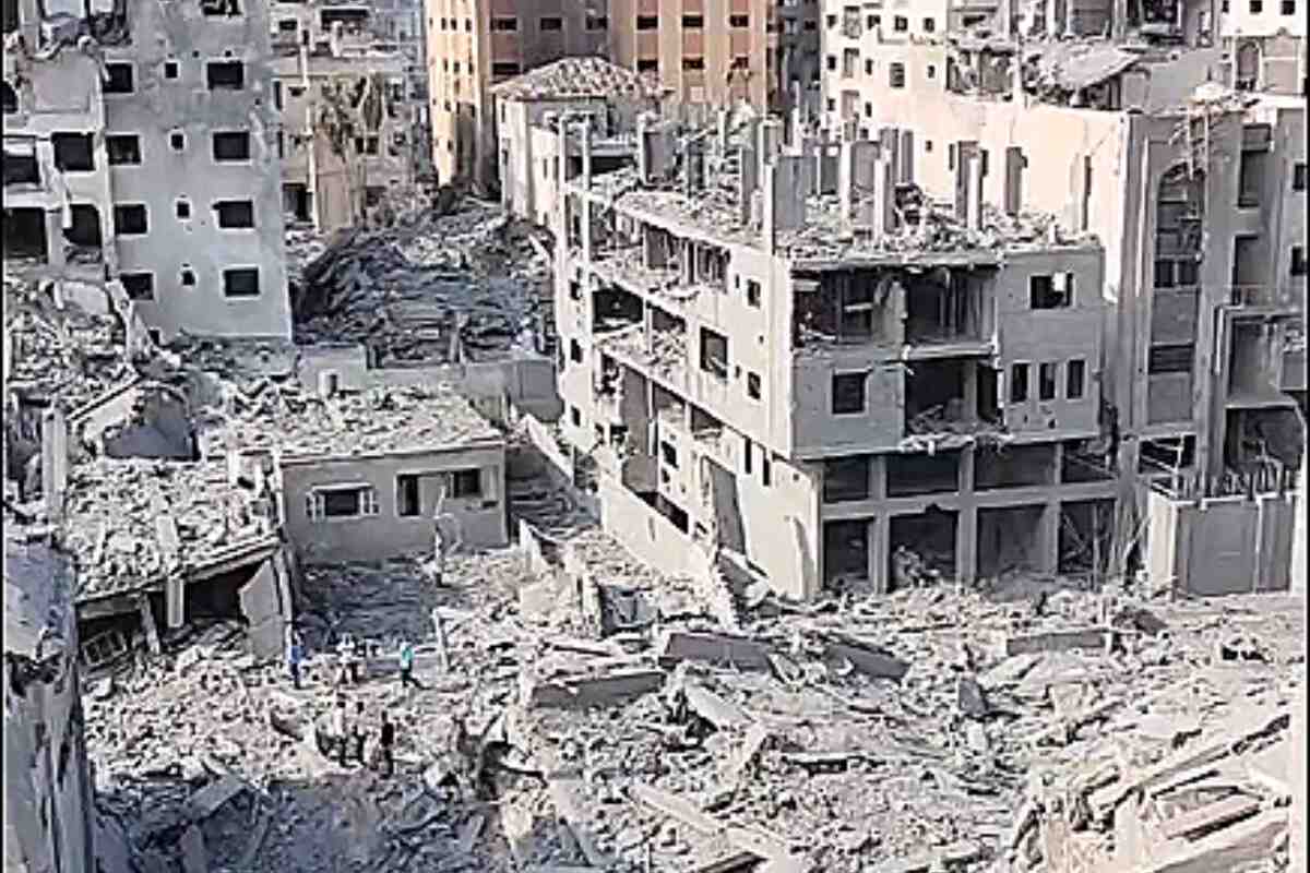 Israel destruye barrios enteros en Gaza y corta el suministro de electricidad: los civiles se quedan sin opciones de huir