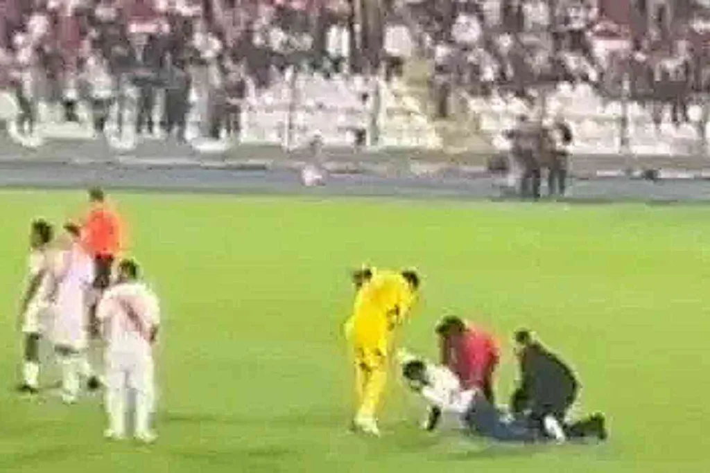 Gallese se enfada con un hincha que irrumpió en la cancha para sacarse una foto con Messi