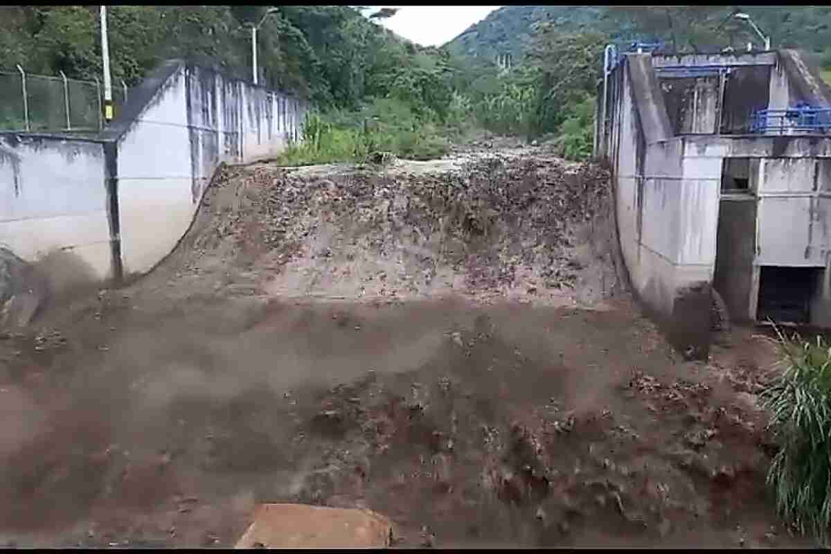 Un hombre de 74 años muere al intentar escapar de la creciente de una quebrada en Liborina