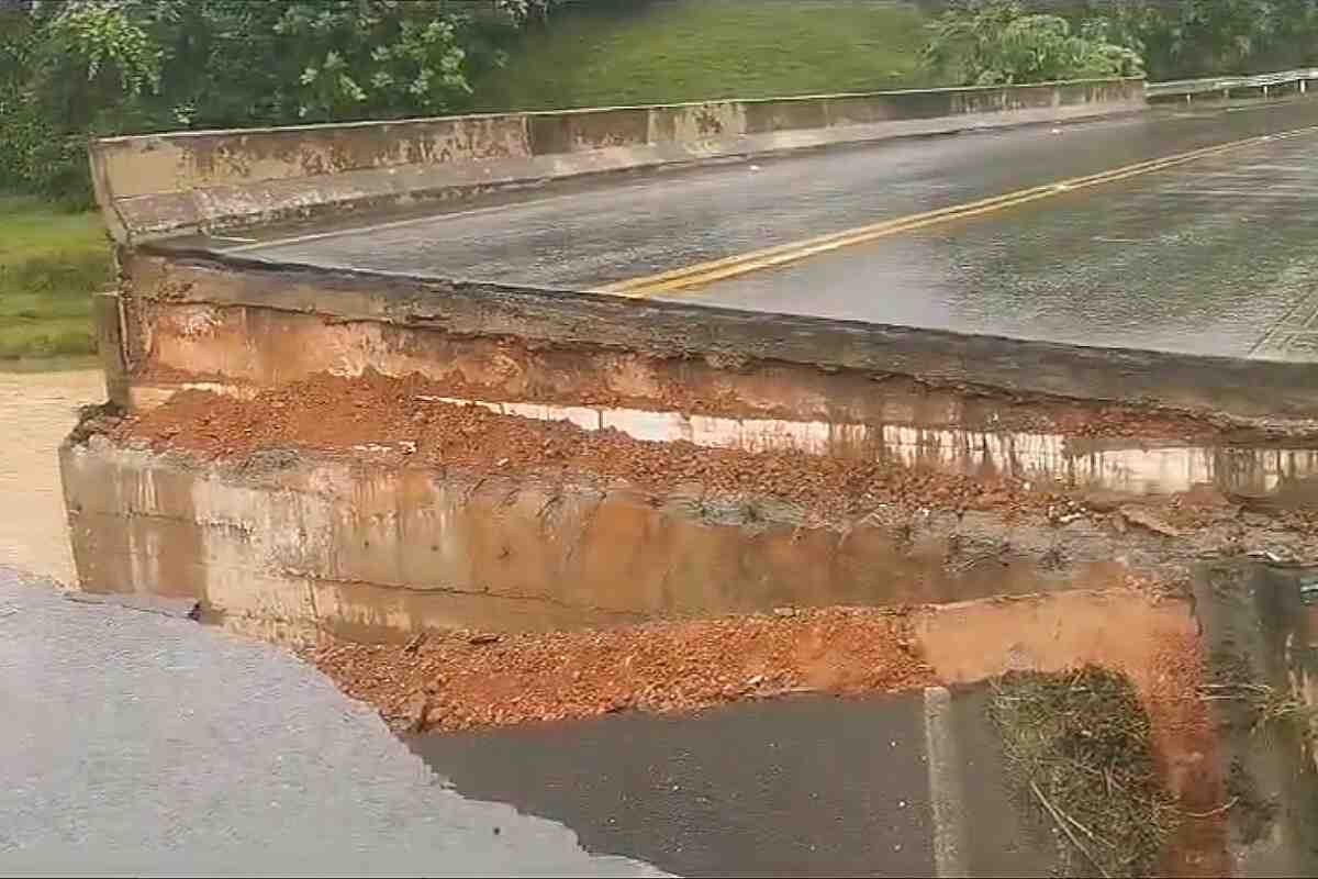 Emergencia vial en el norte del Urabá por el quiebre de un puente sobre la quebrada El Cedro