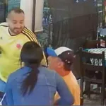 robo a familia en un restaurante de la carrera 70 de Medellín