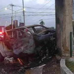 conductor muerto en nuevo león- Hombre queda calcinado al chocar su camioneta contra un puente en San Pedro