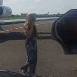 Shakira sorprende con su llegada a Barranquilla que sería por la salud de su padre