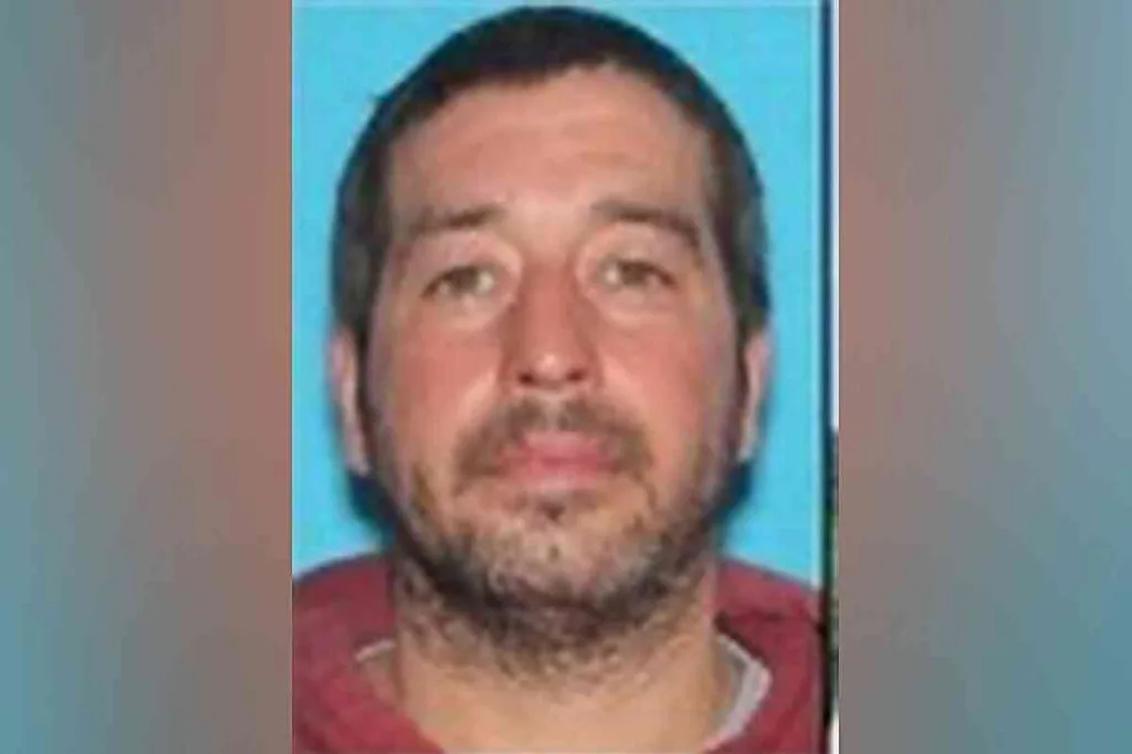 Robert Card, el instructor de armas y reservista del ejército que mató a 22 personas en Lewiston, Maine