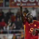 2-1. Lukaku remonta al límite