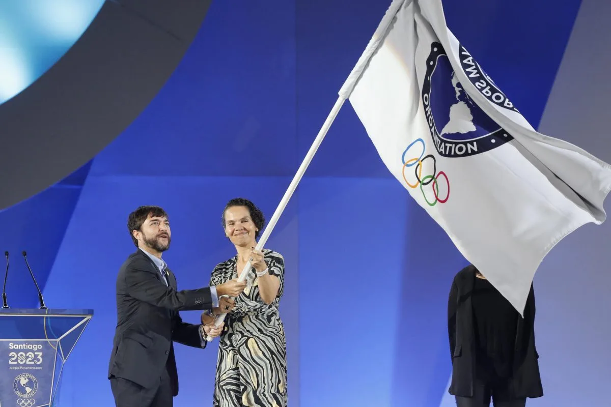 Barranquilla recibe la bandera de los Juegos Panamericanos al ritmo del carnaval-Ministra del Deporte sorprendida y molesta por cancelación de la sede de los Juegos Panamericanos 2027