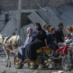 El Ejército israelí afianza sus posiciones en la costa y endurece los ataques a Gaza, más fragmentada