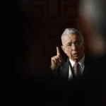 El expresidente Uribe vuelve a arremeter contra la JEP por presunta persecución