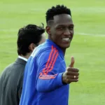 El lateral Santiago Arias sale de convocatoria colombiana y es reemplazado por Yerry Mina