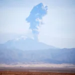 El volcán Sabancaya, en el sur de Perú, ha registrado más de 80.000 explosiones en siete años